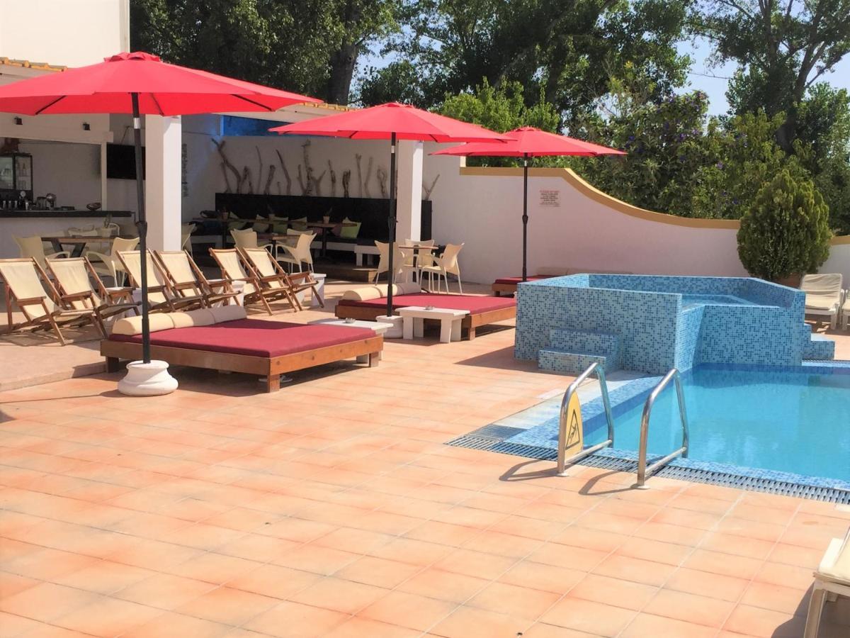 Oasis Beach Club Kávos Esterno foto
